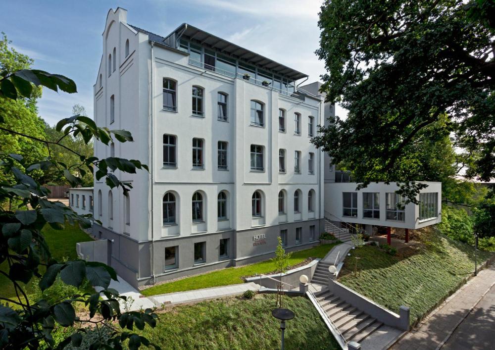 Hotel Zwischen Den Seen Waren  Extérieur photo