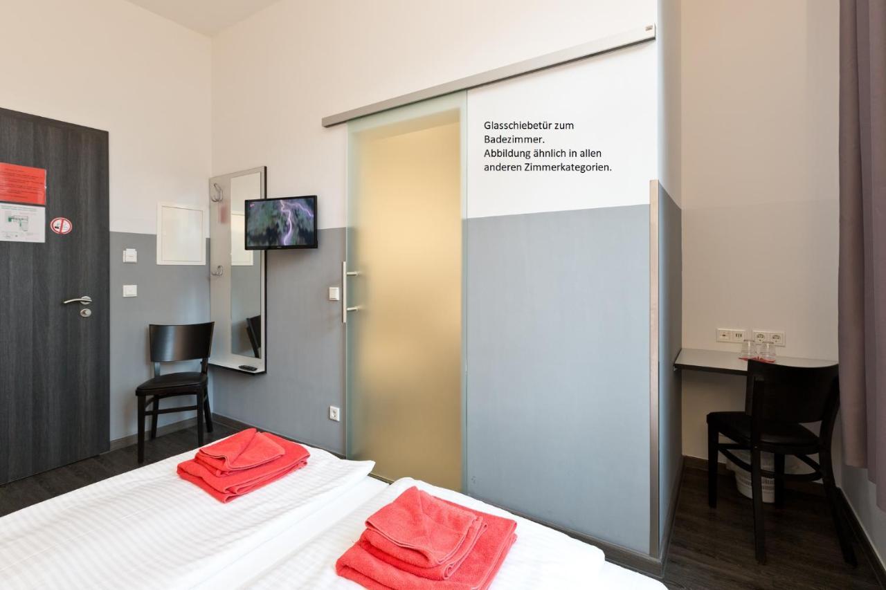 Hotel Zwischen Den Seen Waren  Extérieur photo