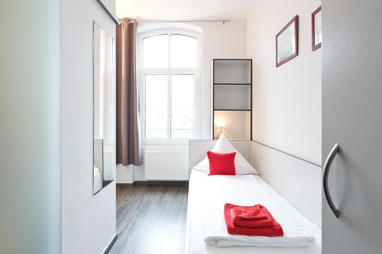 Hotel Zwischen Den Seen Waren  Extérieur photo