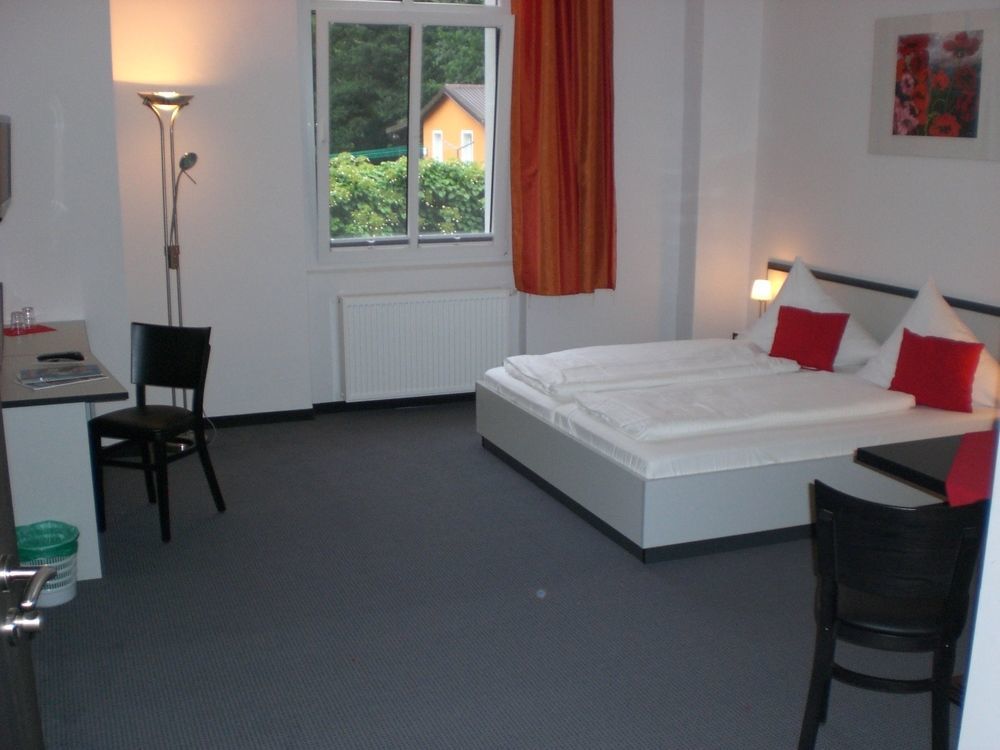 Hotel Zwischen Den Seen Waren  Extérieur photo